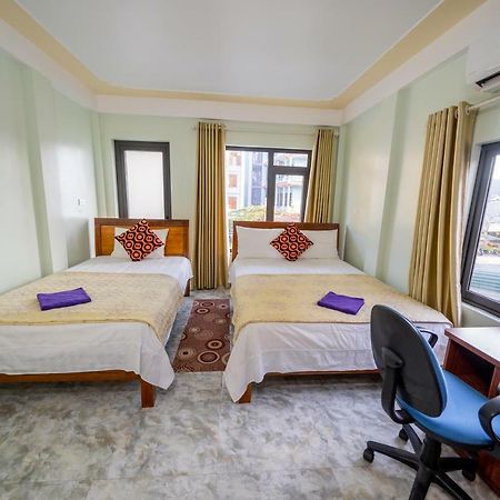 Linh'S Homestay フォンニャ エクステリア 写真