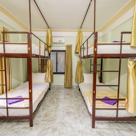 Linh'S Homestay フォンニャ エクステリア 写真