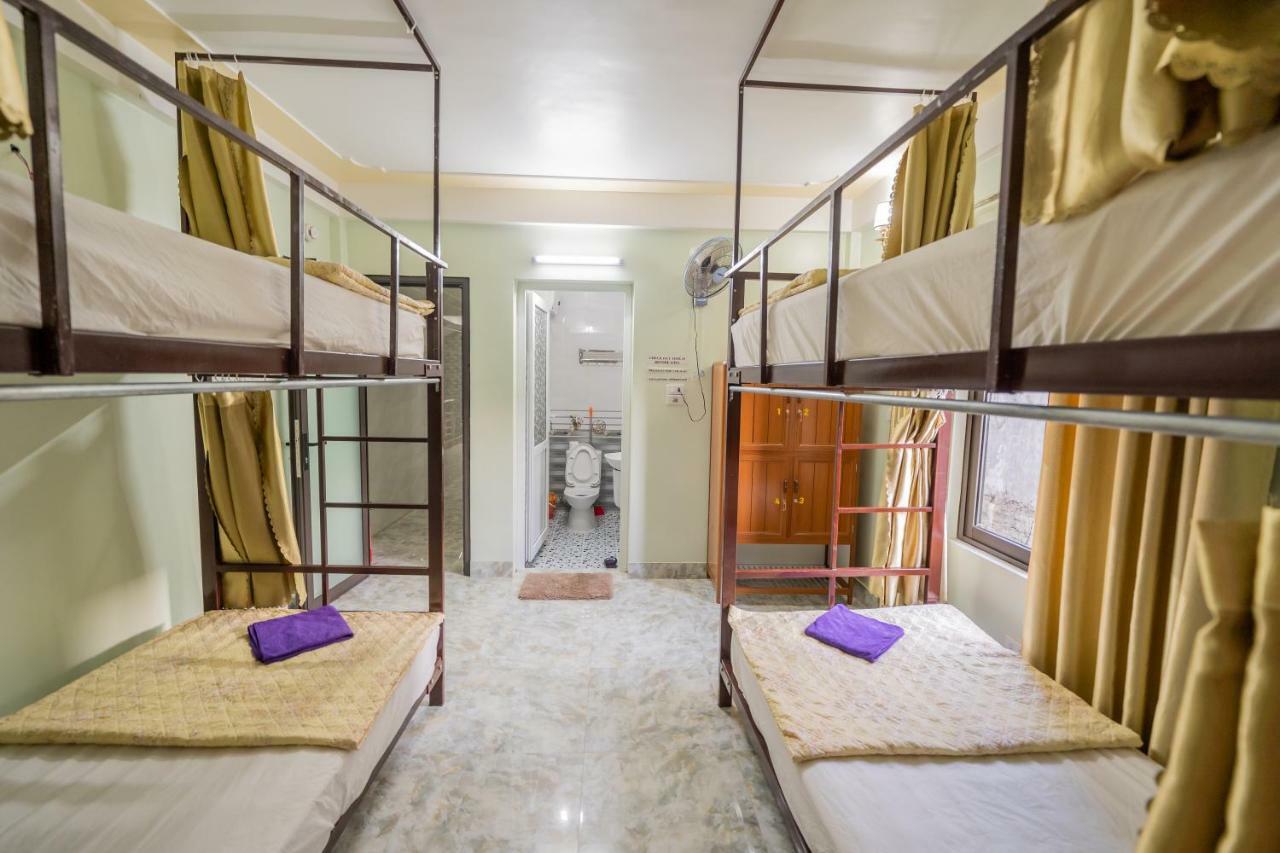 Linh'S Homestay フォンニャ エクステリア 写真